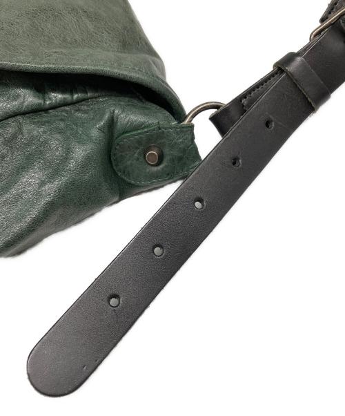 BALENCIAGA（バレンシアガ）BALENCIAGA (バレンシアガ) ザ・メンズバサス ショルダーバッグ グリーンの古着・服飾アイテム