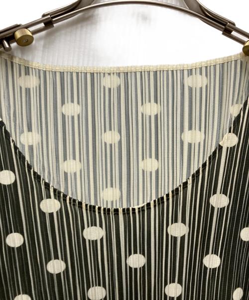 PLEATS PLEASE（プリーツプリーズ）PLEATS PLEASE (プリーツプリーズ) ドットプリーツノースリーブワンピース グリーン サイズ:3の古着・服飾アイテム