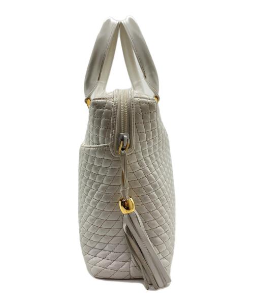 BALLY（バリー）BALLY (バリー) キルティングバッグ ホワイトの古着・服飾アイテム