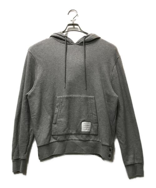 Thom Browne（トムブラウン）Thom Browne (トムブラウン) トリコロールラインプルオーバーフーディ グレー サイズ:2の古着・服飾アイテム