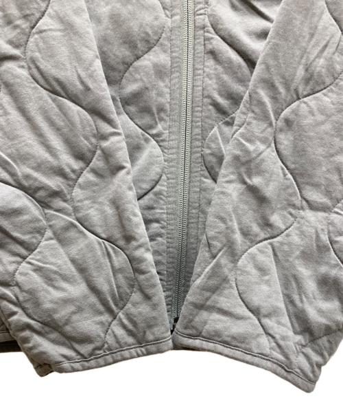 Patagonia（パタゴニア）Patagonia (パタゴニア) デイリー・キルテッド・ジャケット グレー サイズ:Lの古着・服飾アイテム