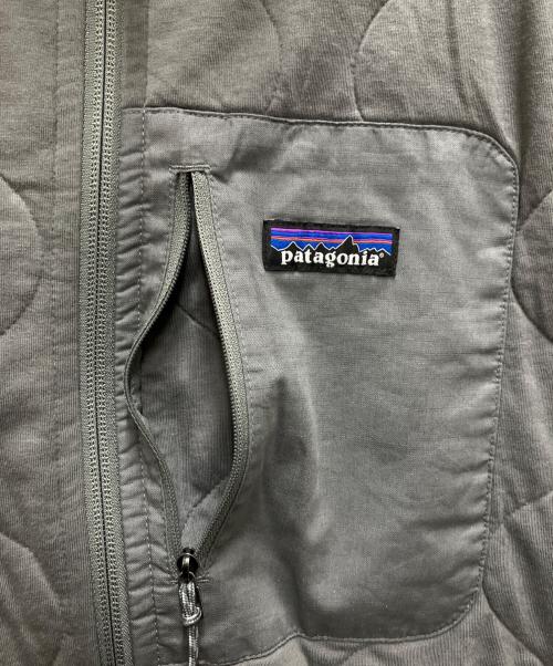 Patagonia（パタゴニア）Patagonia (パタゴニア) デイリー・キルテッド・ジャケット グレー サイズ:Lの古着・服飾アイテム