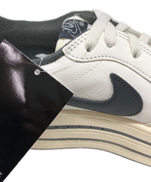 NIKE（ナイキ）NIKE (ナイキ) エア ジョーダン 1 トリプル スタック ホワイト サイズ:US 11 1/2の古着・服飾アイテム