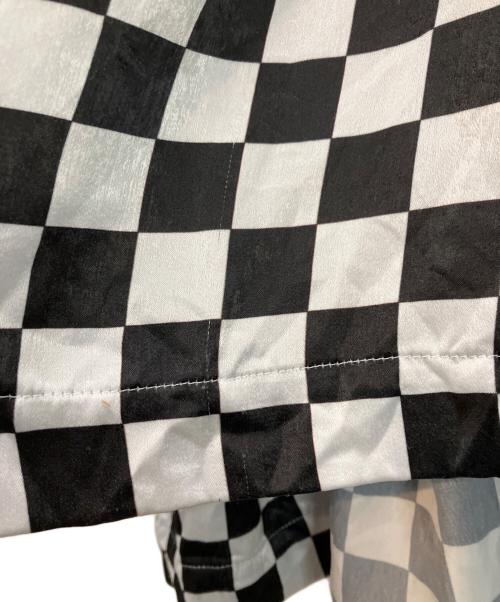 COMME des GARCONS（コムデギャルソン）COMME des GARCONS (コムデギャルソン) チェッカーフラッグサテンスカート ホワイト サイズ:Sの古着・服飾アイテム