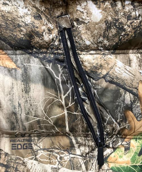 THE VERY WARM（ザ ベリーワーム）THE VERY WARM (ザ ベリーワーム) Realtree アノラックダウンジャケット オリーブ サイズ:Mの古着・服飾アイテム