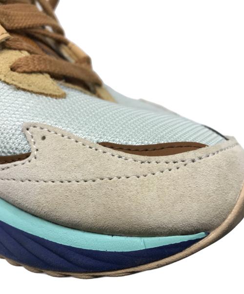 MIZUNO（ミズノ）MIZUNO (ミズノ) DIGAWEL (ディガウェル) Wave Rider β ベージュ サイズ:US 10の古着・服飾アイテム