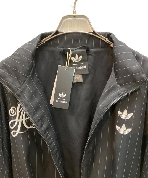 adidas（アディダス）adidas (アディダス) WILLY CHAVARRIA (ウィリーチャバリア) ピンストライプトラックジャケット ブラック サイズ:L 未使用品の古着・服飾アイテム