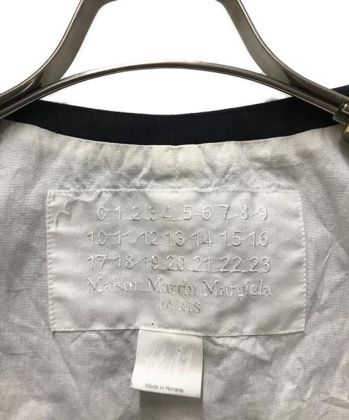 Maison Margiela（メゾンマルジェラ）Maison Margiela (メゾンマルジェラ) H&M (エイチアンドエム) ペンキデザインベスト ホワイト×ブラック サイズ:52の古着・服飾アイテム