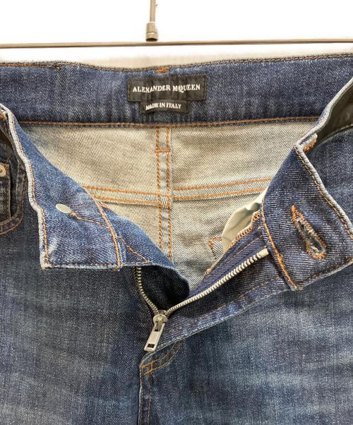 ALEXANDER McQUEEN（アレキサンダーマックイーン）ALEXANDER McQUEEN (アレキサンダーマックイーン) レザーウエスト スキニーデニムパンツ ネイビー サイズ:46の古着・服飾アイテム