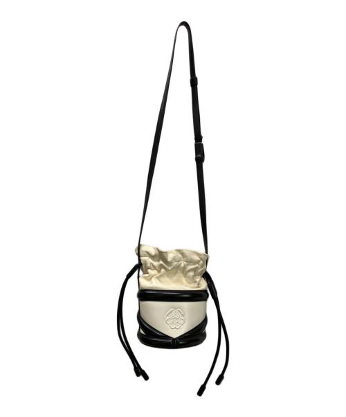ALEXANDER McQUEEN（アレキサンダーマックイーン）Alexander McQUEEN (アレキサンダーマックイーン) ショルダーバッグ ホワイト・ブラックの古着・服飾アイテム