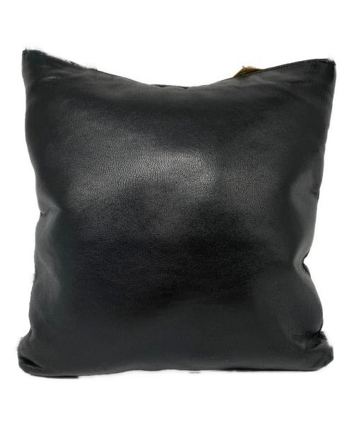 Vivienne Westwood（ヴィヴィアンウエストウッド）Vivienne Westwood (ヴィヴィアンウエストウッド) オーバルロゴレザーショルダーバッグ ブラックの古着・服飾アイテム