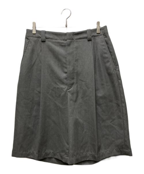 jacquemus（ジャックムス）JACQUEMUS (ジャックムス) Salti バミューダショートパンツ グレー サイズ:50の古着・服飾アイテム