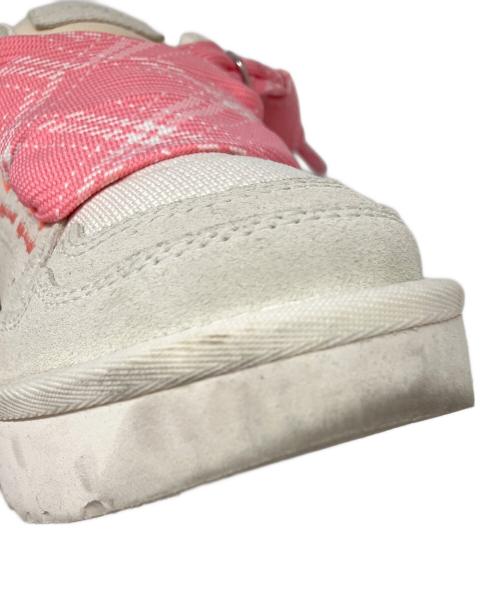 UGG（アグ）UGG (アグ) Lowmel Love 25 ホワイト サイズ:24の古着・服飾アイテム