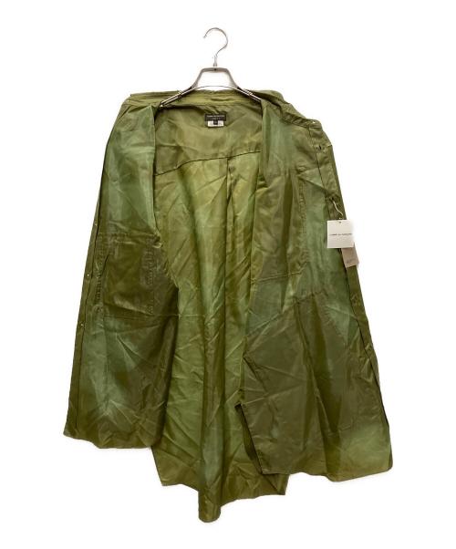 COMME des GARCONS HOMME PLUS（コムデギャルソンオムプリュス）COMME des GARCONS HOMME PLUS (コムデギャルソンオムプリュス) 25AW アシンメトリー捻じれポリシャツ グリーン サイズ:Lの古着・服飾アイテム