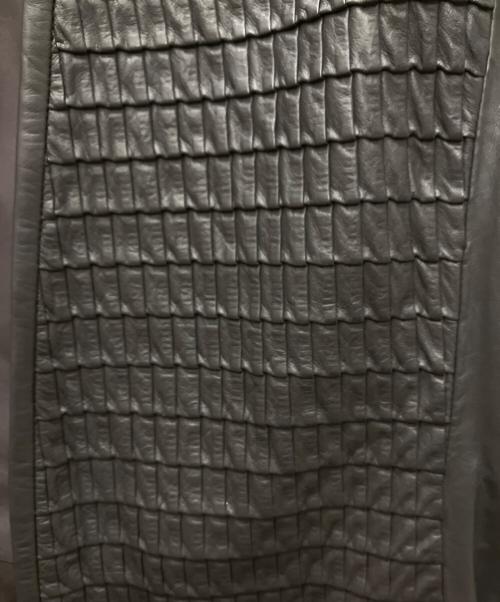 MaxMara（マックスマーラ）MaxMara (マックスマーラ) ピンタックデザインレザーノーカラーコート ブラウン サイズ:42の古着・服飾アイテム