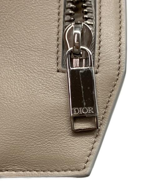 Dior（ディオール）Dior (ディオール) レザーボディバッグ ベージュの古着・服飾アイテム