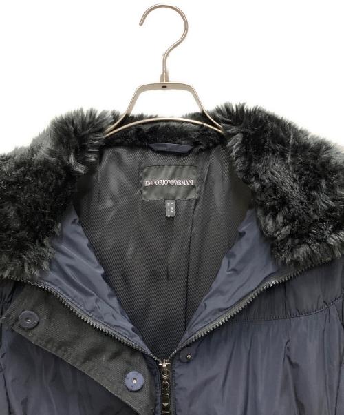 EMPORIO ARMANI（エンポリオ アルマーニ）EMPORIO ARMANI (エンポリオ アルマーニ) インナーファー中綿コート ネイビー サイズ:38の古着・服飾アイテム