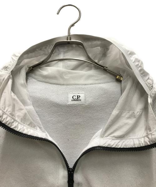 C.P COMPANY（シーピーカンパニー）C.P COMPANY (シーピーカンパニー) ゴーグルニットジップパーカー ホワイト サイズ:52の古着・服飾アイテム