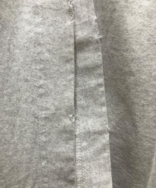 holiday（ホリデー）HOLIDAY (ホリデー) SUPER FINE DRY DAMAGE L/S HOODED DRESS グレー サイズ:FREEの古着・服飾アイテム