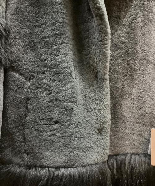 BOTTEGA VENETA（ボッテガベネタ）BOTTEGA VENETA (ボッテガベネタ) ムートンコート グレー×ブラック サイズ:38の古着・服飾アイテム