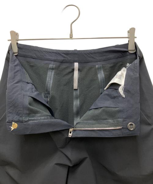ARC'TERYX VEILANCE（アークテリクスヴェイランス）ARC'TERYX VEILANCE (アークテリクスヴェイランス) Corbel Pant ブラック サイズ:Ｗ30の古着・服飾アイテム