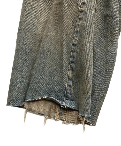 NVRFRGT（ネヴァーフォーゲット）NVRFRGT (ネヴァーフォーゲット) 3D TWIST WIDE LEG JEANS ブルー サイズ:3の古着・服飾アイテム