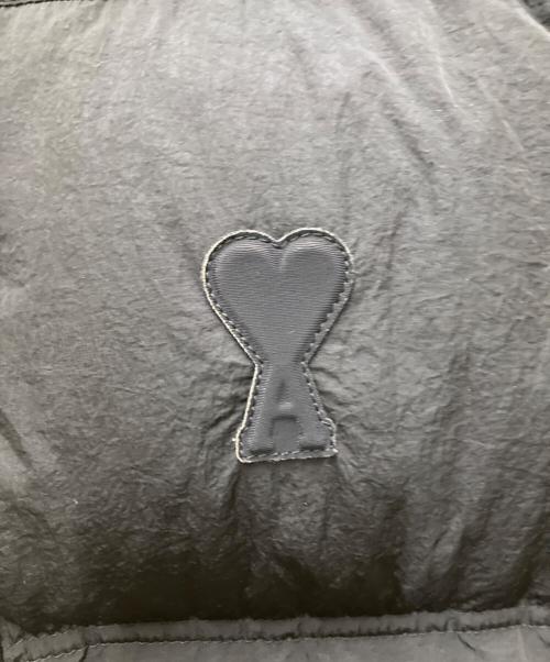 AMI Alexandre Mattiussi（アミアレクサンドルマテュッシ）AMI Alexandre Mattiussi (アミアレクサンドルマテュッシ) AMI HEART LOGO DOWN GILLET ブラック サイズ:表記無しの古着・服飾アイテム