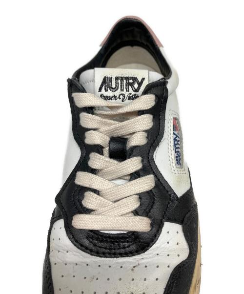 AUTRY（オートリー）AUTRY (オートリー) SUP VINT LOW MAN ホワイト サイズ:40の古着・服飾アイテム