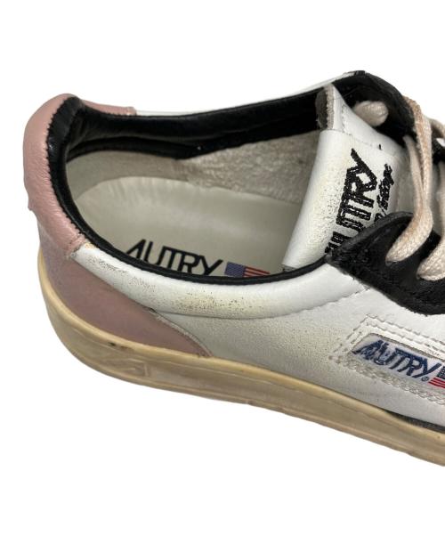 AUTRY（オートリー）AUTRY (オートリー) SUP VINT LOW MAN ホワイト サイズ:40の古着・服飾アイテム