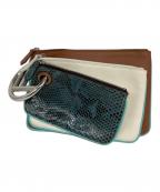 FENDIフェンディ）の古着「Triplette Leather Pouch」｜ホワイト