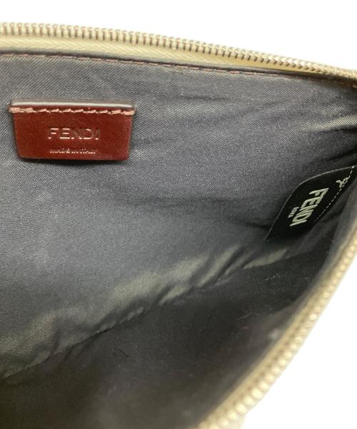 FENDI（フェンディ）FENDI (フェンディ) Triplette Leather Pouch ホワイトの古着・服飾アイテム