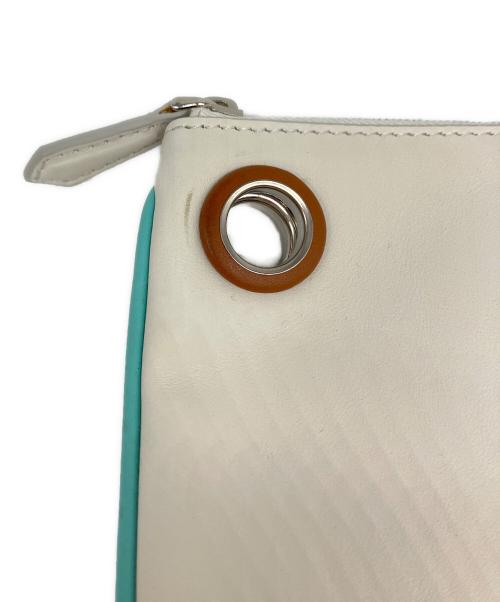 FENDI（フェンディ）FENDI (フェンディ) Triplette Leather Pouch ホワイトの古着・服飾アイテム