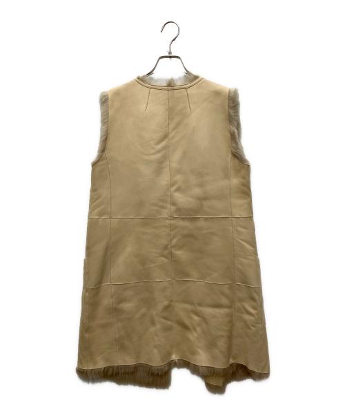 MaxMara（マックスマーラ）MaxMara (マックスマーラ) リアルムートンジレ ベージュ サイズ:36の古着・服飾アイテム