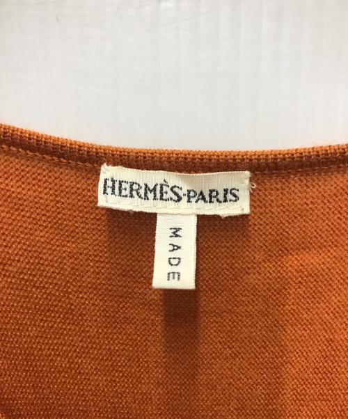 HERMES（エルメス）HERMES (エルメス) カシミヤ 100% Vネックニット(マルジェラ期) オレンジ サイズ:Sの古着・服飾アイテム