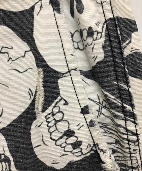 ERL（イーアールエル）ERL (イーアールエル) SKULL CARGO PANTS ホワイト サイズ:Ｍの古着・服飾アイテム