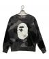 A BATHING APE（アベイシングエイプ）の古着「MEGA COLOR CAMO BIG APE HEAD CREWNECK SWEATSHIRT」｜グレー
