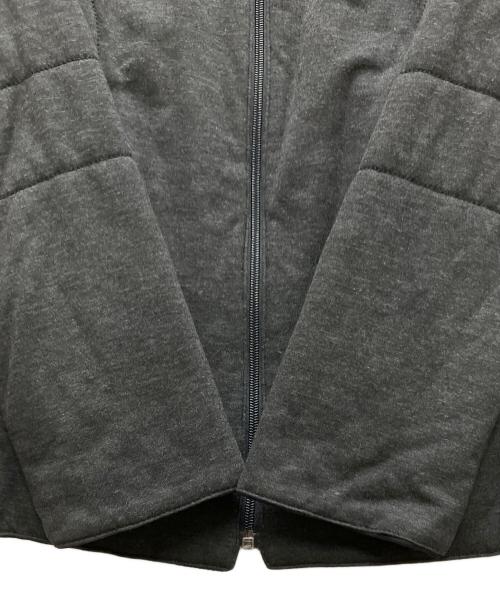 FENDI（フェンディ）FENDI (フェンディ) ノーカラーキルティングジャケット グレー サイズ:42の古着・服飾アイテム