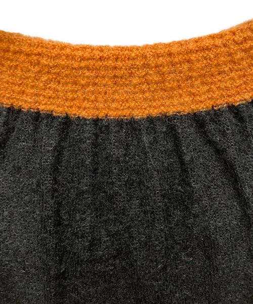 ISSEY MIYAKE（イッセイミヤケ）ISSEY MIYAKE (イッセイミヤケ) バイカラー ニット ワンピース ブラック×ブラウン サイズ:2の古着・服飾アイテム