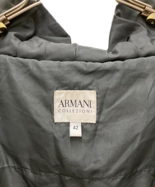 ARMANI COLLEZIONI（アルマーニ コレツィオーニ）ARMANI COLLEZIONI (アルマーニ コレツィオーニ) ショールカラーショートダウンジャケット ブラック サイズ:42の古着・服飾アイテム