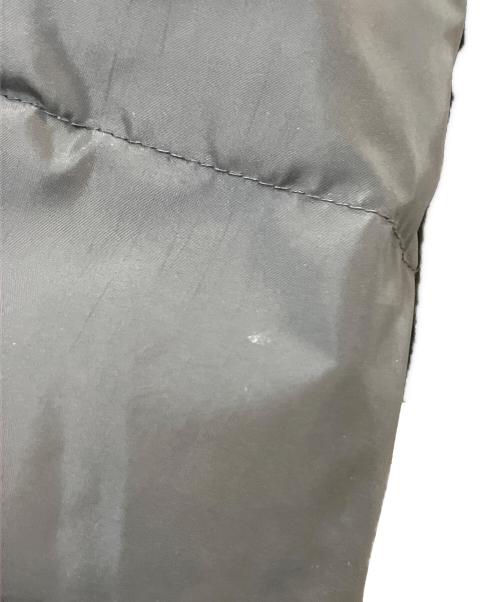 ARMANI COLLEZIONI（アルマーニ コレツィオーニ）ARMANI COLLEZIONI (アルマーニ コレツィオーニ) ショールカラーショートダウンジャケット ブラック サイズ:42の古着・服飾アイテム