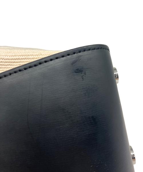 ALEXANDER WANG（アレキサンダー・ワン）ALEXANDER WANG (アレキサンダー・ワン) RYANショルダーバッグ ホワイトの古着・服飾アイテム