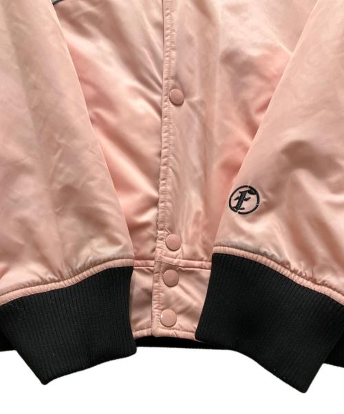 FAF（エフエーエフ）FAF (エフエーエフ) Flowers Stadium グレー×ピンク サイズ:1の古着・服飾アイテム