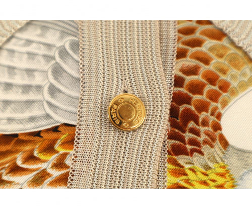 HERMES（エルメス）HERMES (エルメス) シルクスカーフ柄ポロシャツ ベージュ×ブラウン サイズ:38の古着・服飾アイテム