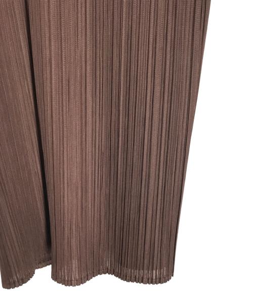PLEATS PLEASE（プリーツプリーズ）PLEATS PLEASE (プリーツプリーズ) ノースリーブサイドスリットプリーツワンピース ブラウン サイズ:3(M相当)の古着・服飾アイテム