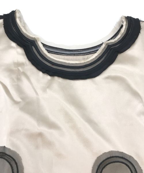 VIVIENNE TAM（ヴィヴィアンタム）VIVIENNE TAM (ヴィヴィアンタム) DISNEYコラボシルクワンピース ベージュ×ブラックの古着・服飾アイテム