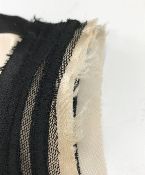 VIVIENNE TAM（ヴィヴィアンタム）VIVIENNE TAM (ヴィヴィアンタム) DISNEYコラボシルクワンピース ベージュ×ブラックの古着・服飾アイテム