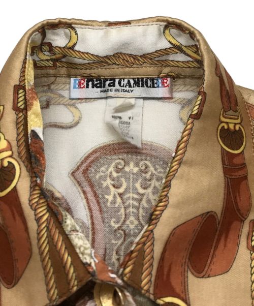 NARA CAMICIE（ナラカミーチェ）NARA CAMICIE (ナラカミーチェ) オールドスカーフ柄サテンシャツ ブラウン サイズ:1の古着・服飾アイテム