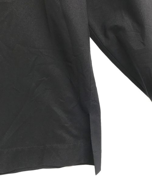 HOMME PLISSE ISSEY MIYAKE（オム プリッセ イッセイ ミヤケ）HOMME PLISSE ISSEY MIYAKE (オムプリッセ イッセイ ミヤケ) STRETCH SHIRT　HP31FJ330 ブラック サイズ:Sの古着・服飾アイテム