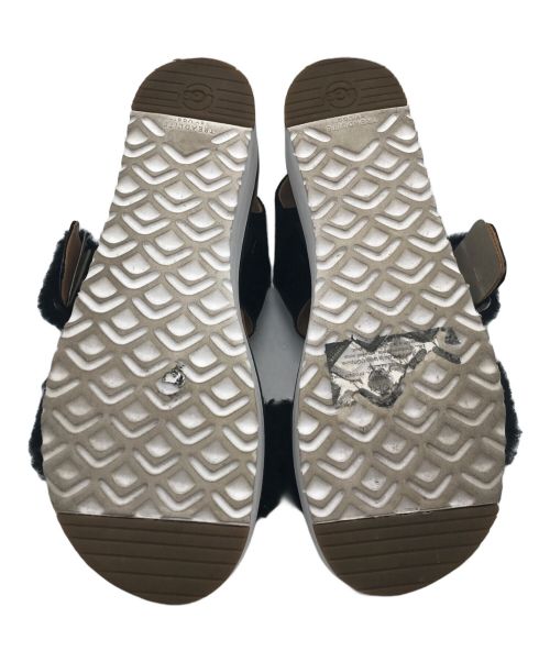 UGG（アグ）UGG (アグ) ストラップサンダル 1099815 LE FLUFF ル フラッフ ブラック サイズ:24.5cmの古着・服飾アイテム