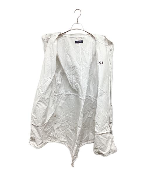 FRED PERRY（フレッドペリー）FRED PERRY (フレッドペリー) フィッシュテールパーカ ホワイト サイズ:Mの古着・服飾アイテム